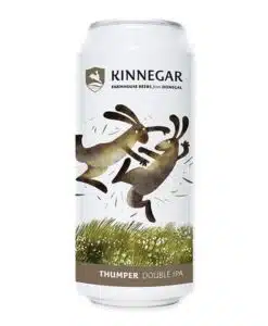 Kinnegar Thumper Double IPA biedt een unieke combinatie van citrus en tropisch fruit met een robuuste moutbasis. Perfect voor fijnproevers!