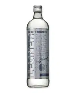 Ervaar Legner Jenever, een authentieke Nederlandse sterke drank met een subtiele blend van kruiden, perfect voor elk moment.