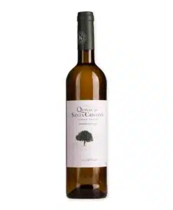 Quinta St Cristina Vinho Verde is een frisse witte wijn met citrus, perzik en lichte mousse. Droog, sappig en ideaal bij zeevruchten.