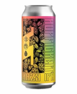 Schwarze Rose 3HOPFIGKEIT is een sappige hazy IPA met mango, passievrucht en citrus. Drooggehopt en heerlijk romig van mondgevoel.
