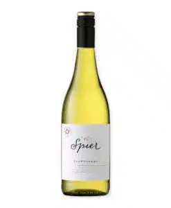 Ontdek de Spier Signature Chardonnay, een weelderige Zuid-Afrikaanse wijn met charmante tonen van citrus en eiken. Ultiem genieten!
