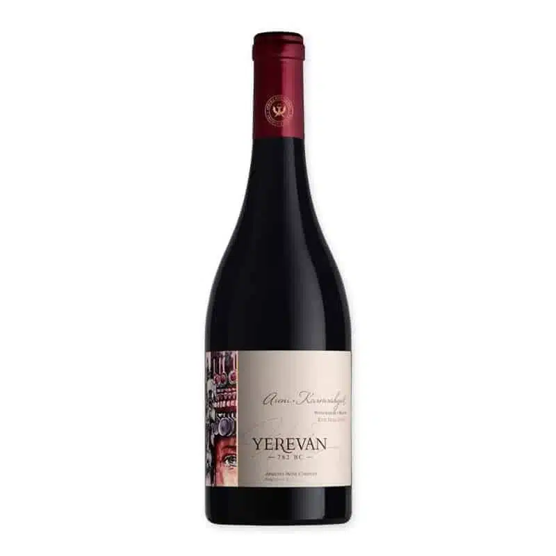 Armenia Wine Yerevan Red Dry is een Armeense rode wijn met tonen van kersen