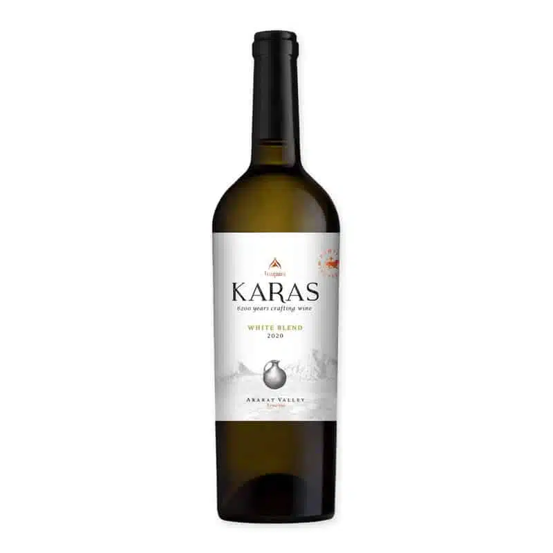 Karas White Blend Dry is een frisse witte wijn uit Armenië met tonen van citrus